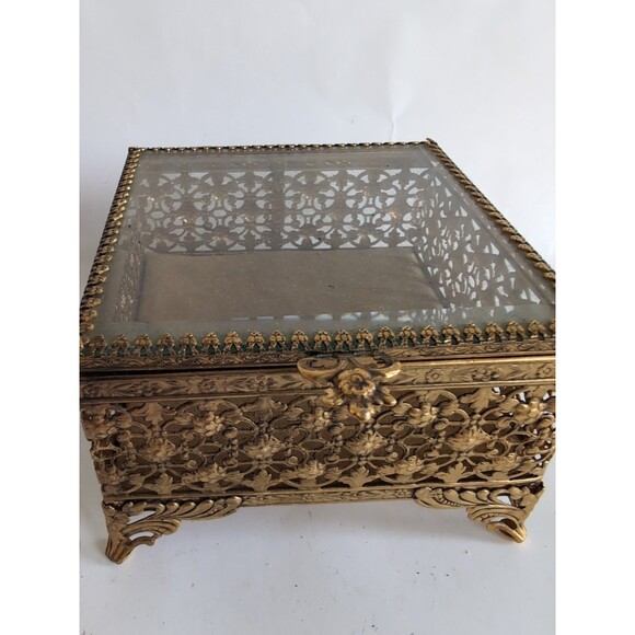 Vtg Filigree Ormolu Jewelry Box Casket Beveled Glass Hollywood Regency Gold - Picture 3 of 9